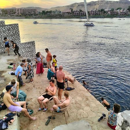 Go Inn Backpackers Aswan Bagian luar foto
