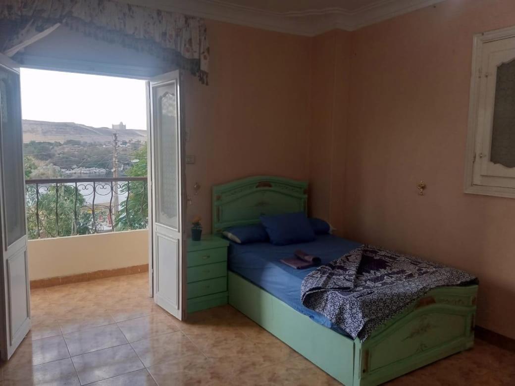 Go Inn Backpackers Aswan Bagian luar foto