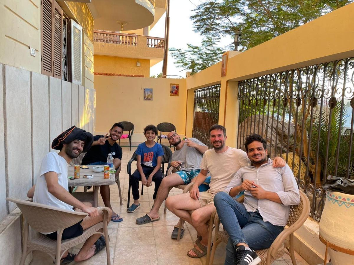 Go Inn Backpackers Aswan Bagian luar foto