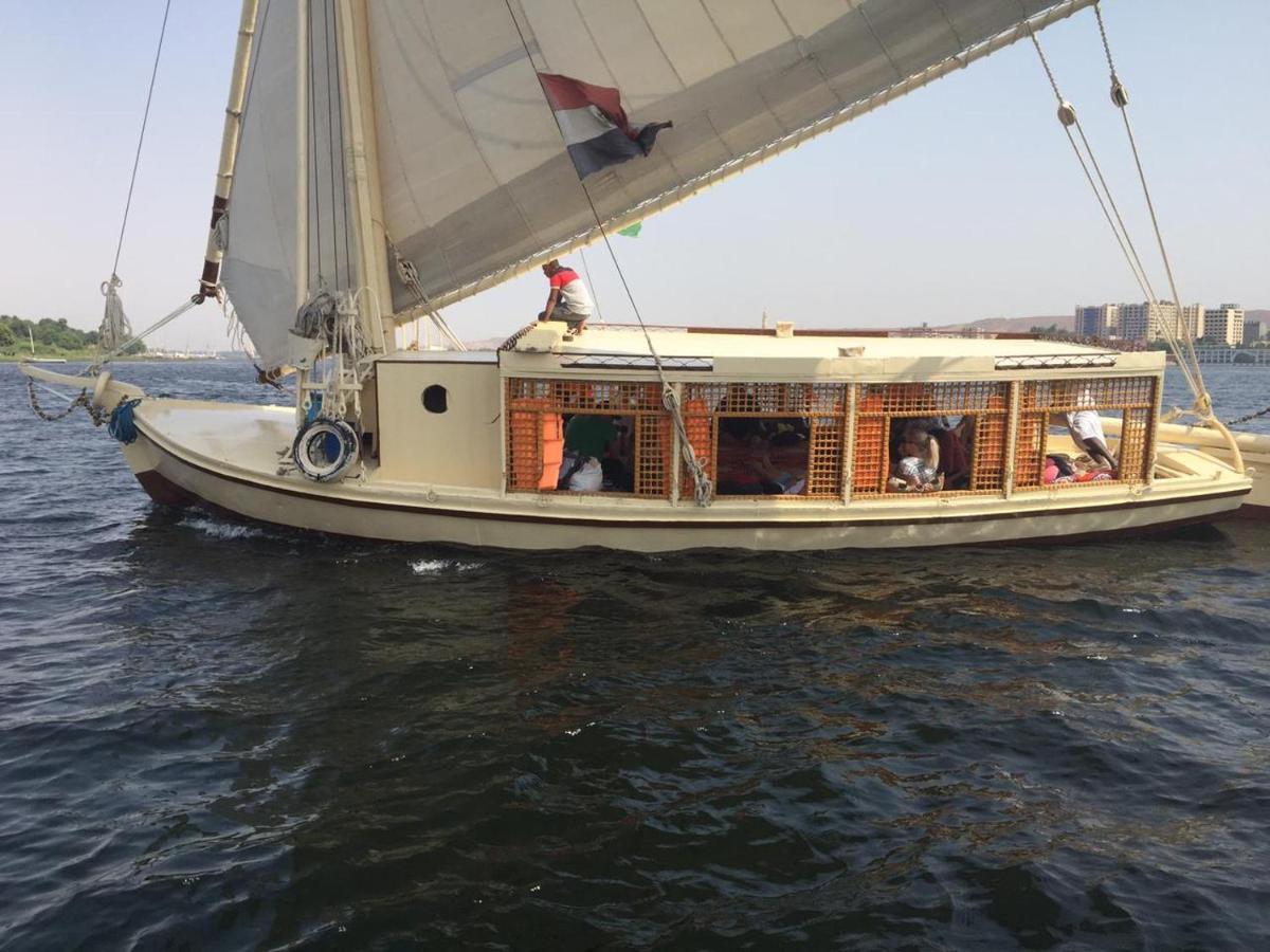 Go Inn Backpackers Aswan Bagian luar foto