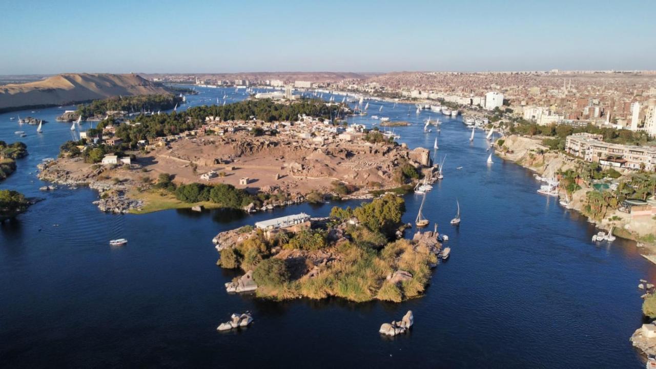 Go Inn Backpackers Aswan Bagian luar foto